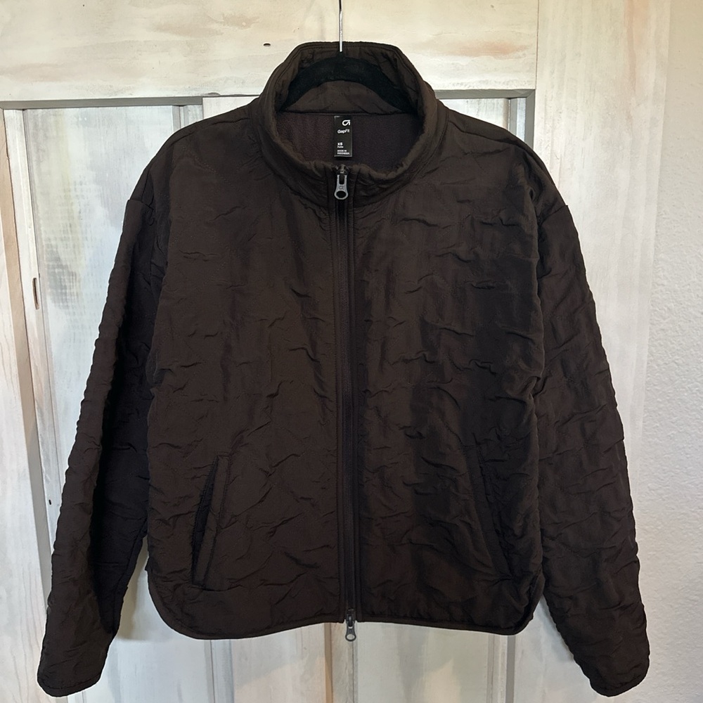 GAP Women's Chocolate Brown Puffer Jacket - Picture 6 of 6